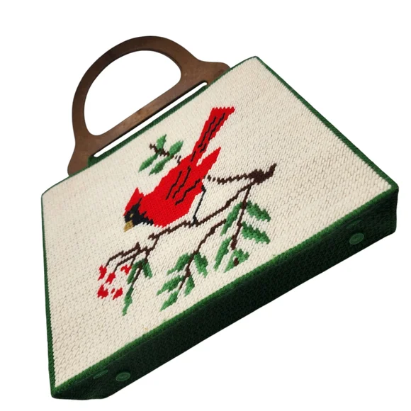 Embroidered Cardinal Handbag Cluch‎ - Picture 4 of 8